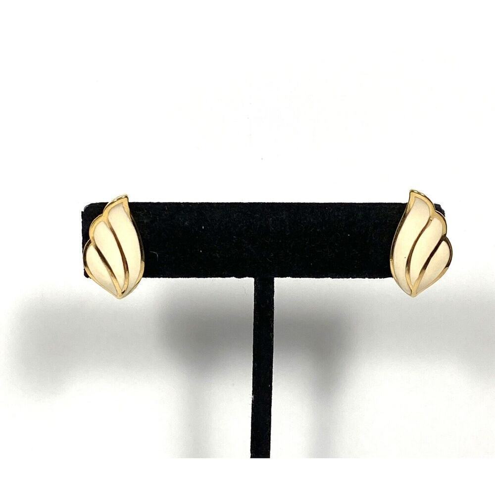 MONET Earrings Wing Cream Enamel Gold Tone. Vintage Signed
